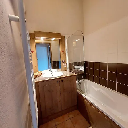 La Plagne-tarentaise, 3 Pièces, 6 Personnes - Fr-1-353-123 Appartamento *
